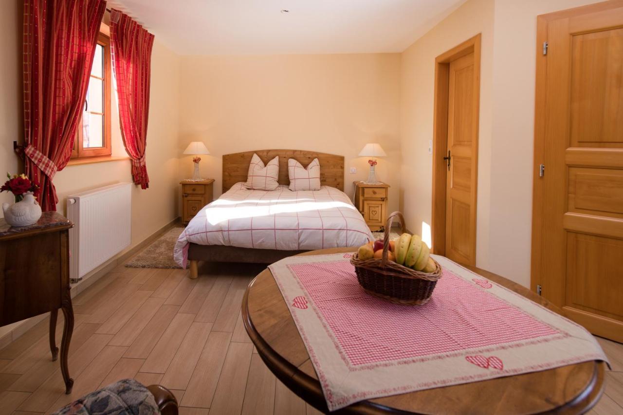 La Ferme De Louise Bed & Breakfast Hohengoeft Екстериор снимка